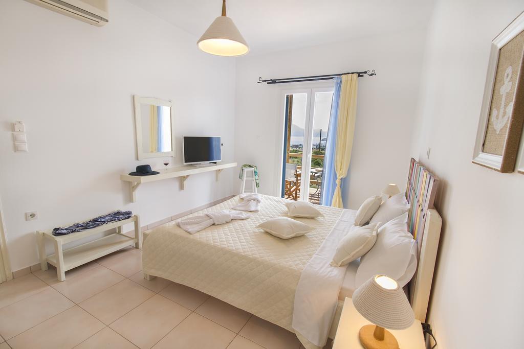 Faros Apartments Milos Island Extérieur photo