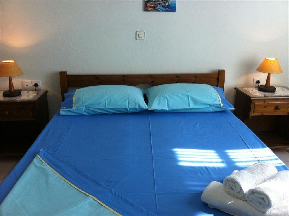 Faros Apartments Milos Island Extérieur photo
